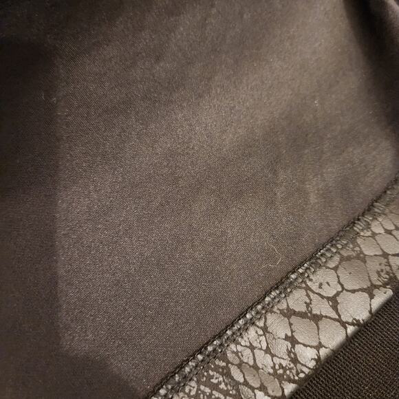 GILLI Black Faux Leather Reptile Print Mini Skirt Punk Rave Goth Emo Witchy S - Picture 9 of 10